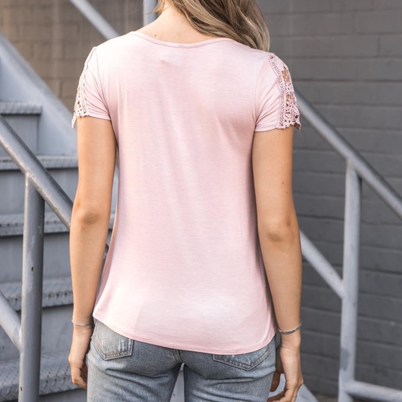 Hippie Chic Round Neck Top Lace Trim on the Sleeve - Picture 3 of 6